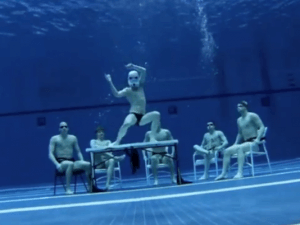 University of Georgia men's swim team underwater Harlem Shake.